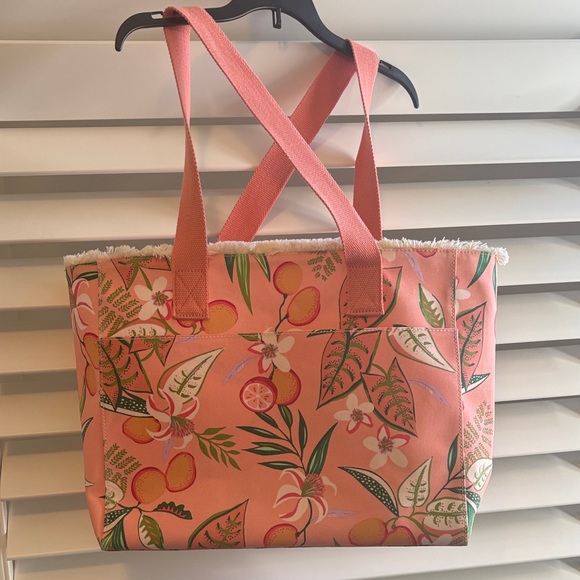 Spartina 449 - Pink Lemonade Beach Tote; Like New; Used Once - Picture 7 of 11